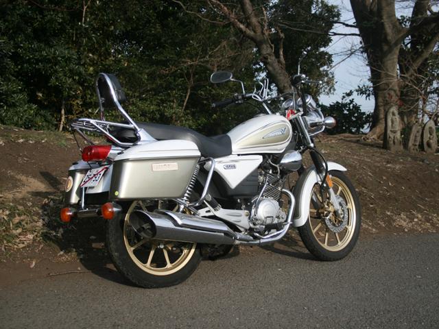 YBR125SP 後から