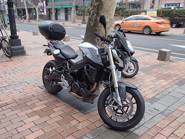 BMW F800R