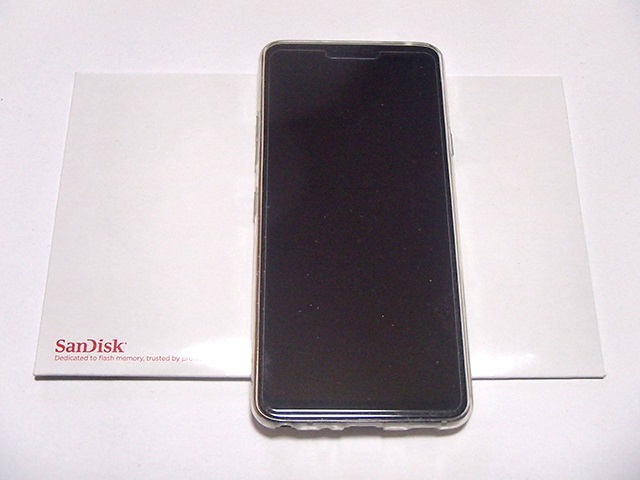 SANDISK MicroSDXC 128GB と Android One X5